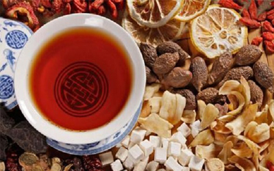 《西游记》中有一个词经常出现，就是“素酒”：素酒，难道酒还分荤素吗？