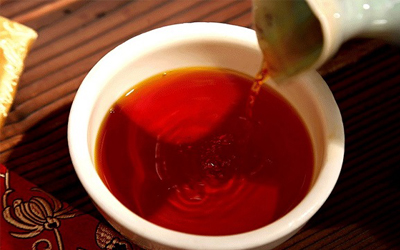 素酒是什么意思和荤酒的区别，素酒是水果发酵酒不含动物和粮谷